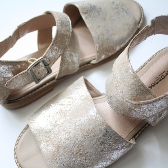 ANTHROPOLOGIE Kelsi Dagger Sydney Metallic Sandals - Picture 4 of 6